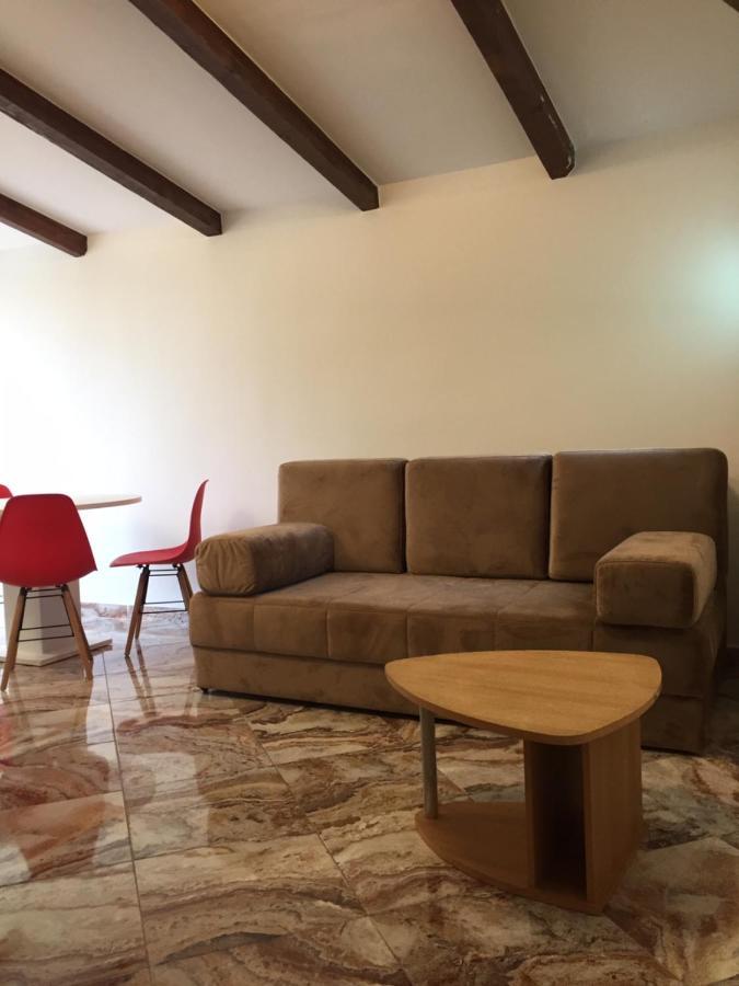 One-Bedroom Apartment, Wifi, Airco, Parking, Washing Machine, Grill Medulin Buitenkant foto